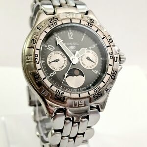 Mens Refurbished. Fossil Blue Quartz Wristwatch. See Discription For Details.